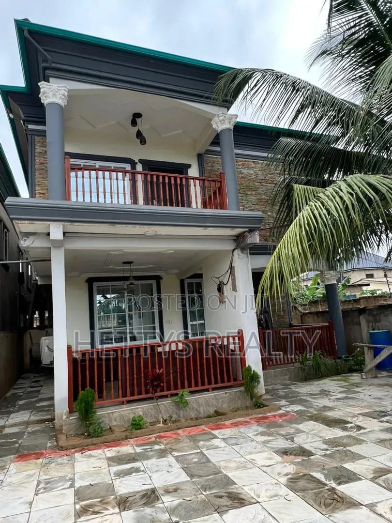 5bdrm House in Olebu for sale in Olebu
