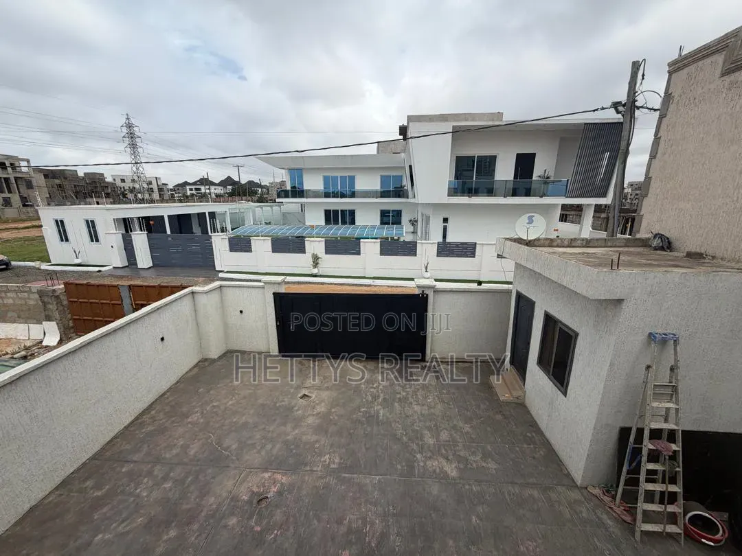 5bdrm House in Melcom for sale in Melcom
