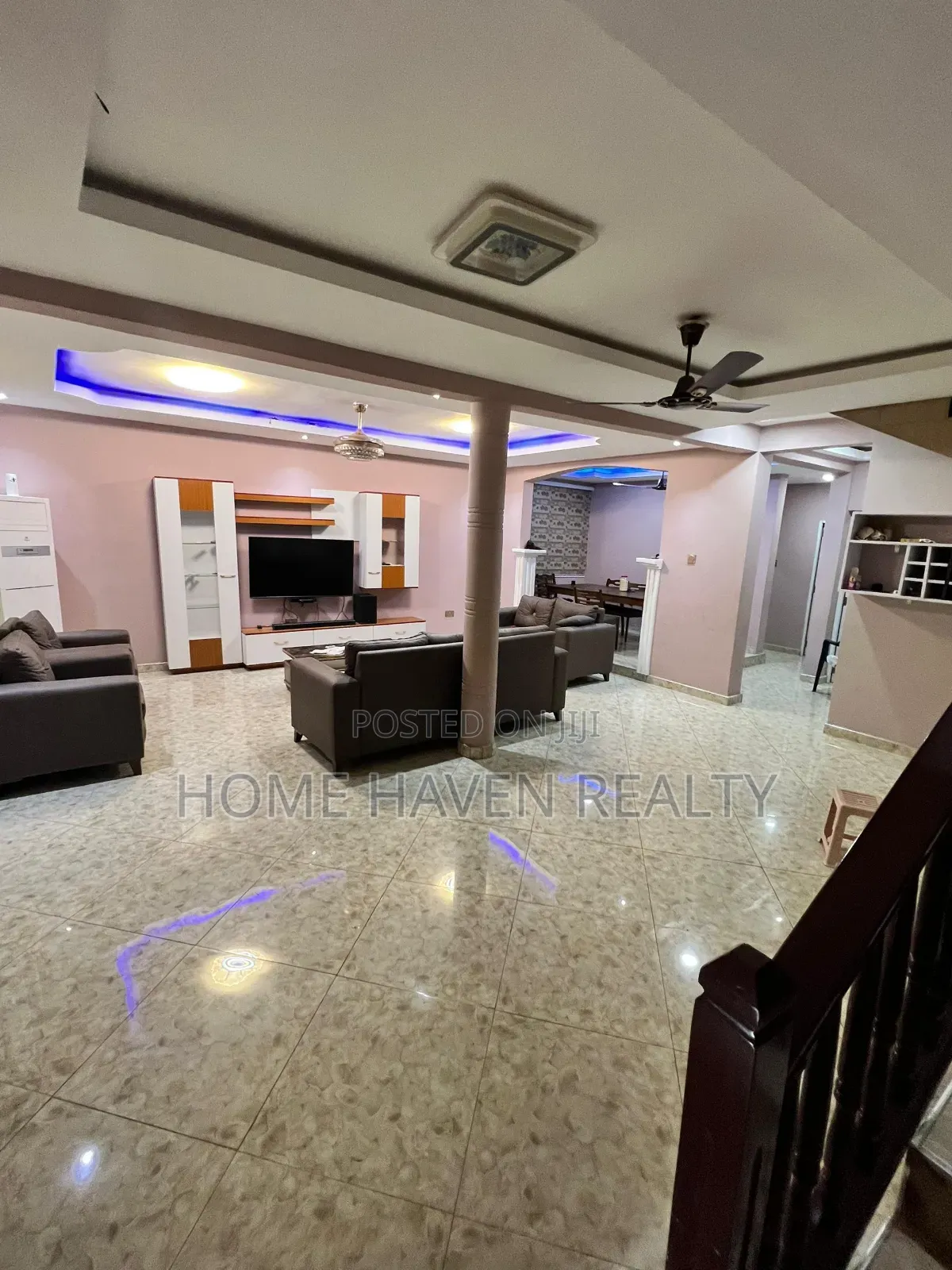 5bdrm House in Ablekuma, Olebu for sale in Olebu