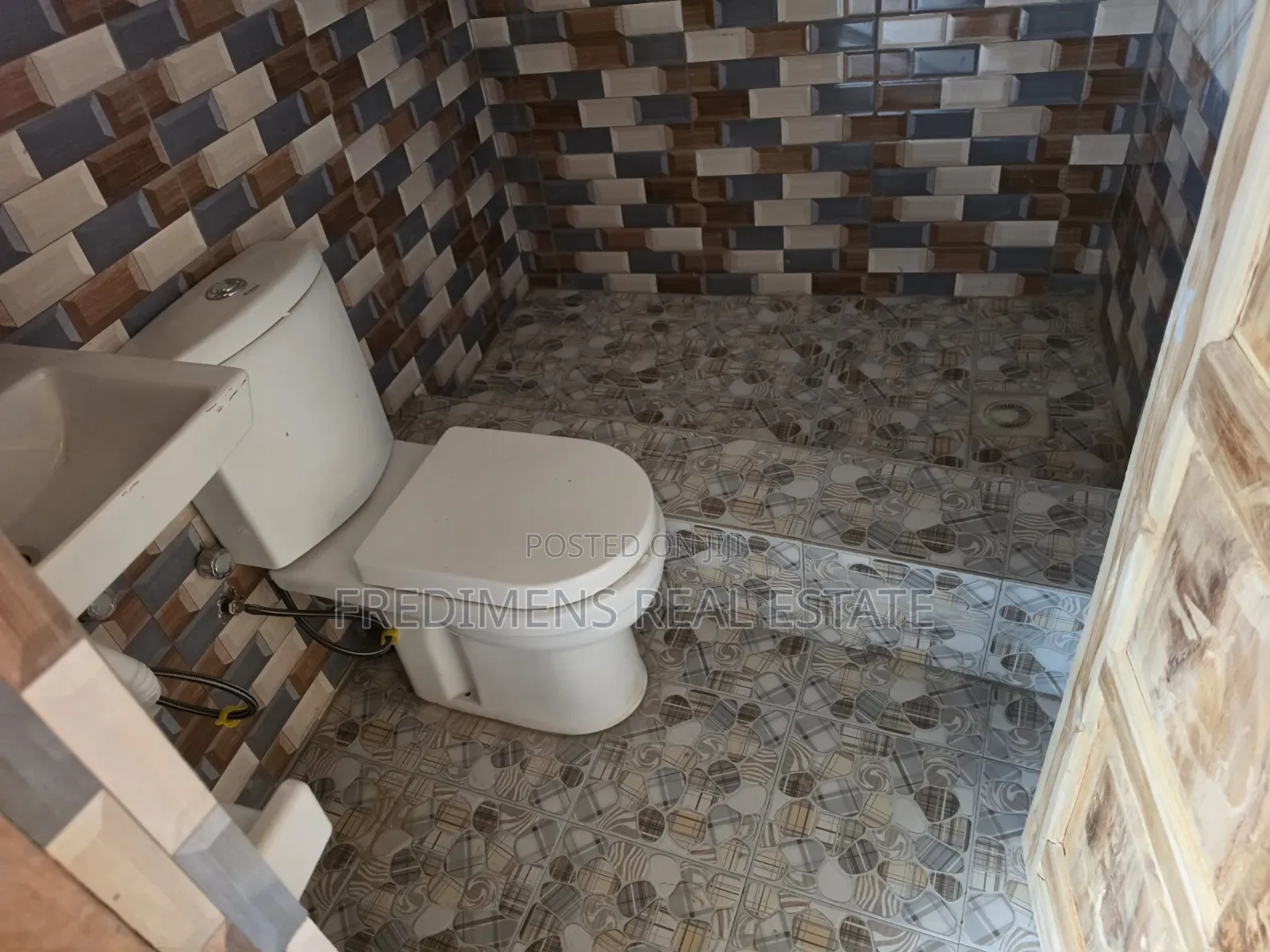 Mini Flat in Fredimens Real, Afigya-Kwabre for rent in Afigya-Kwabre