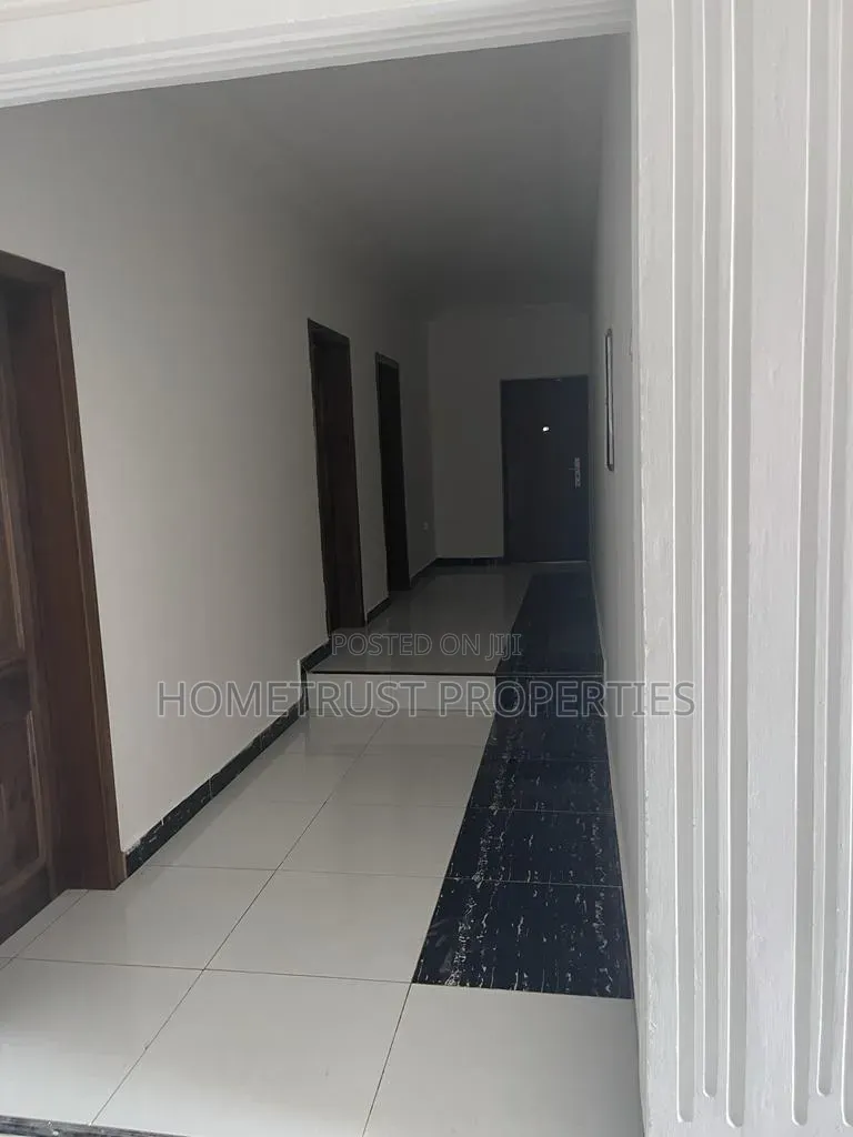 4bdrm Duplex in Kwabenya Acp for rent in Kwabenya