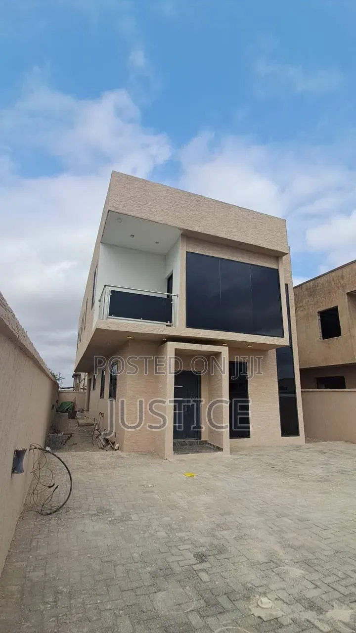 4bdrm House in Comm 26 Borteyman, Community 25 for sale in Community 25