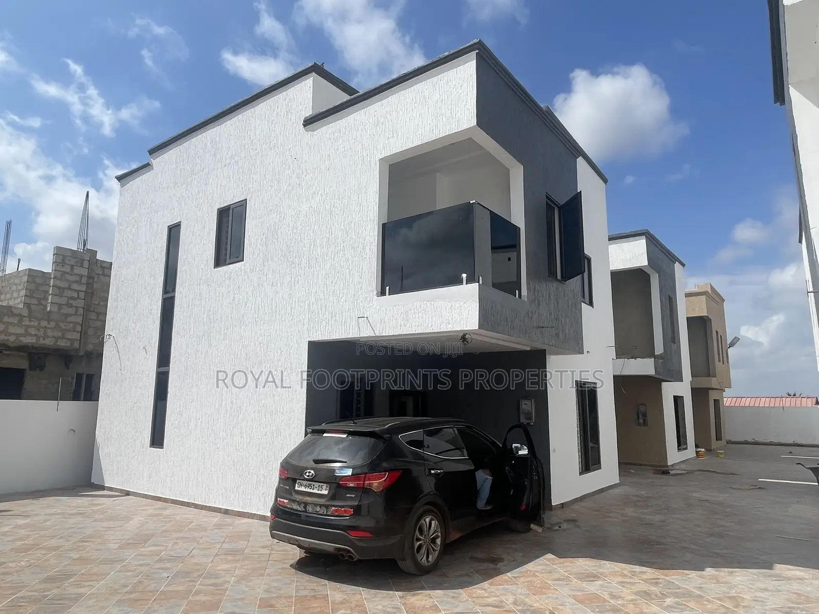3bdrm Townhouse/Terrace in Royals Footprints, Ashaley Botwe for sale in Ashaley Botwe