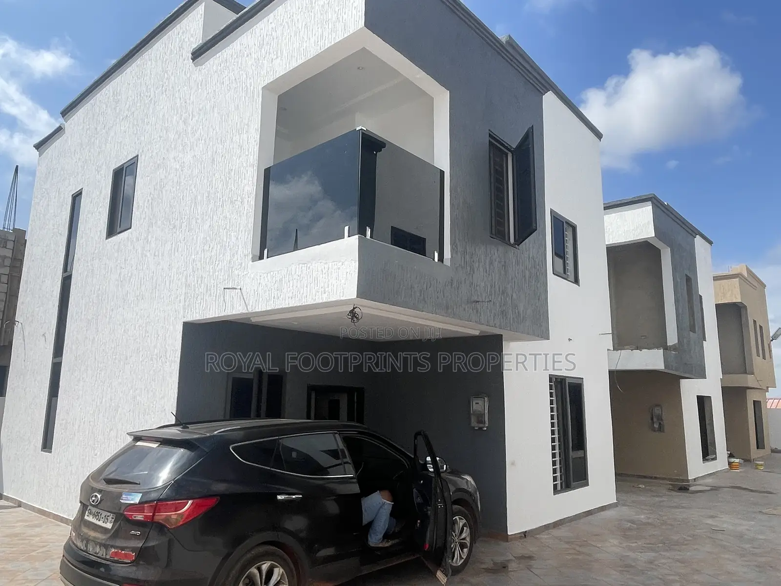 3bdrm Townhouse/Terrace in Royals Footprints, Ashaley Botwe for sale in Ashaley Botwe