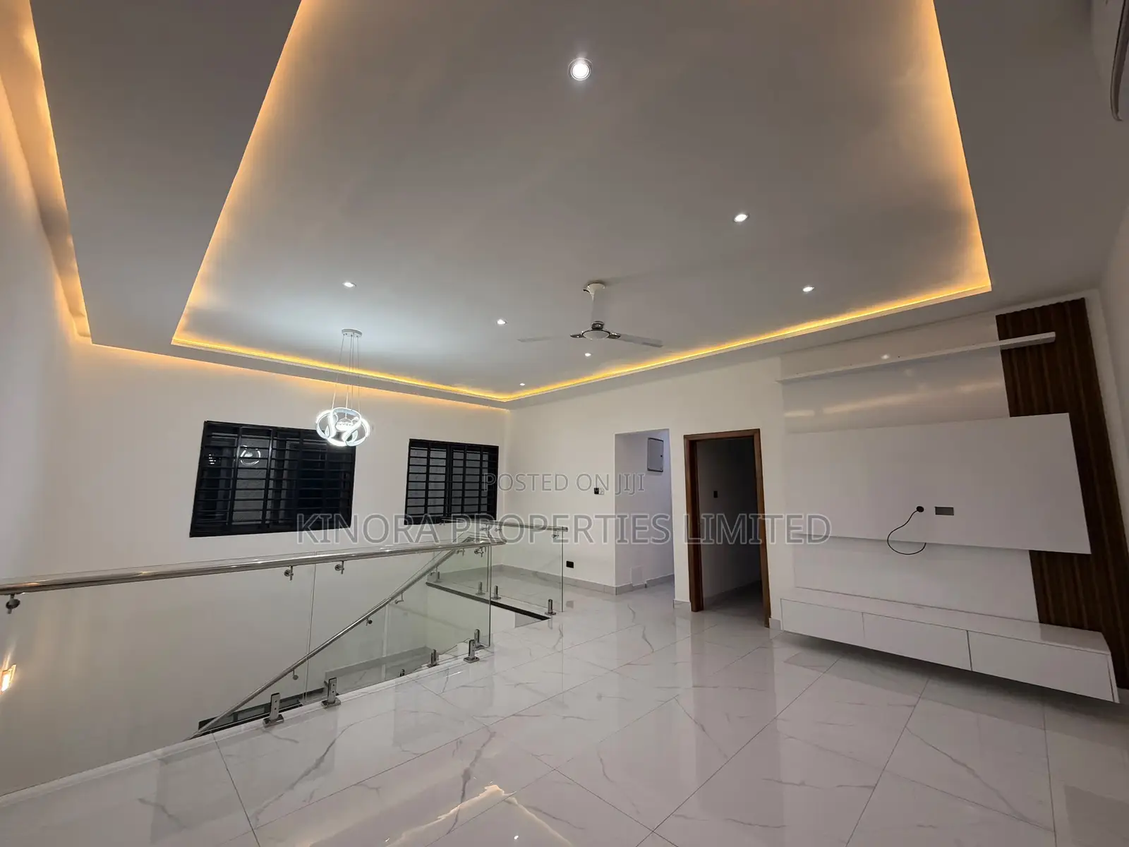 4bdrm Duplex in Ashaley Botwe for rent in Ashaley Botwe