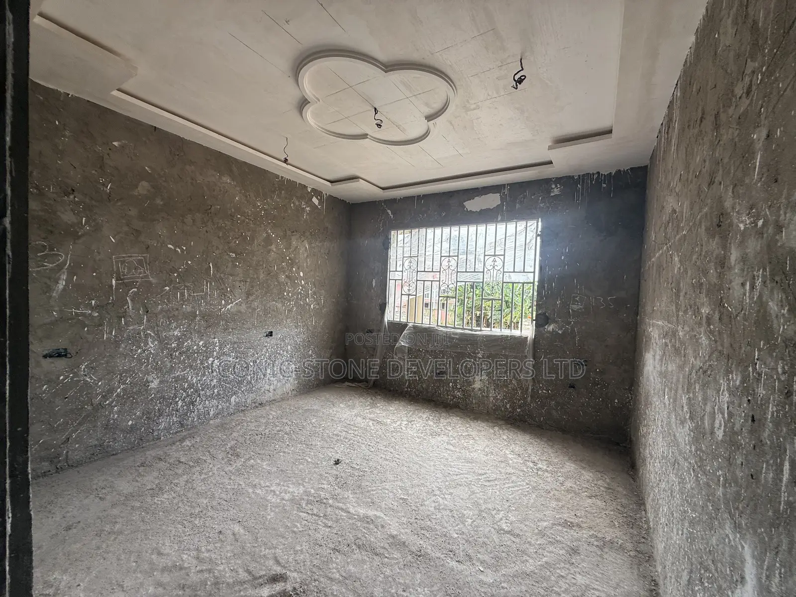 18bdrm Apartment in Abokobi for sale in Abokobi