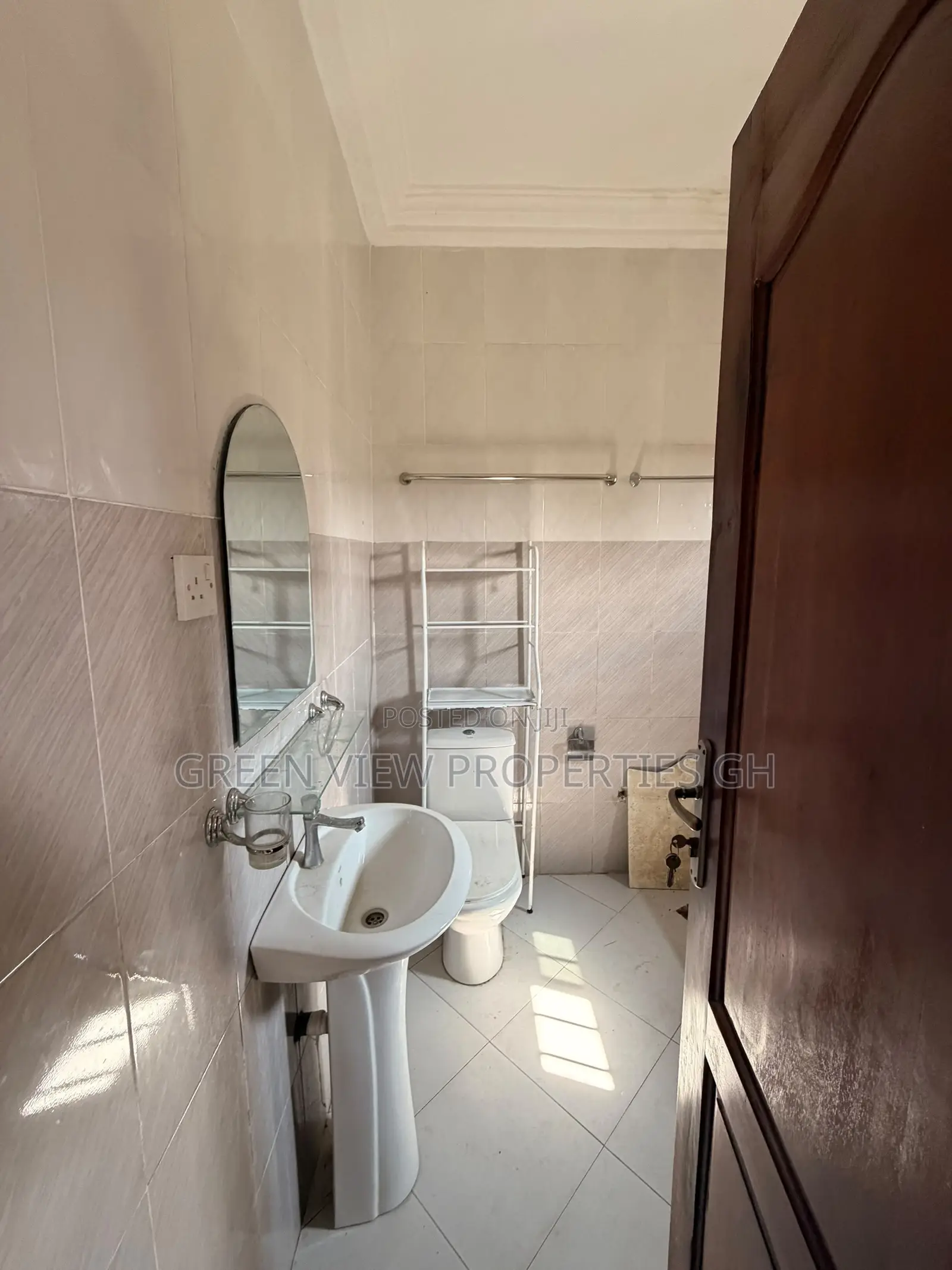 2bdrm Apartment in West Hills Mall Area for rent in West Hills Mall Area