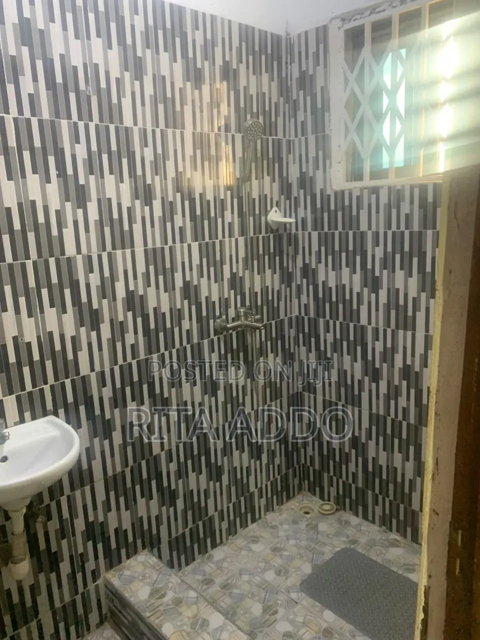 1bdrm Apartment in Lakeside for rent in Lake Side Estate