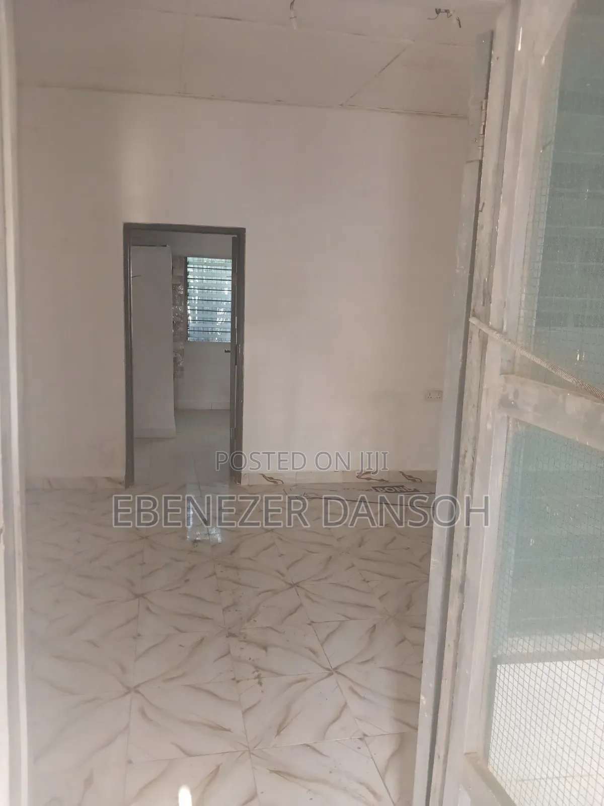 1bdrm Apartment in Telephone Pole, Tseaddo for rent in Tseaddo