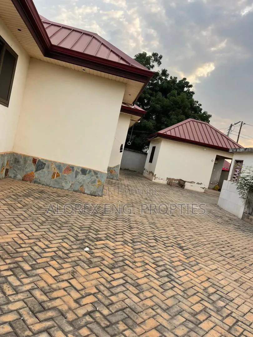 4bdrm House in Teiman Oyarifa, Pentecost for rent in Pentecost