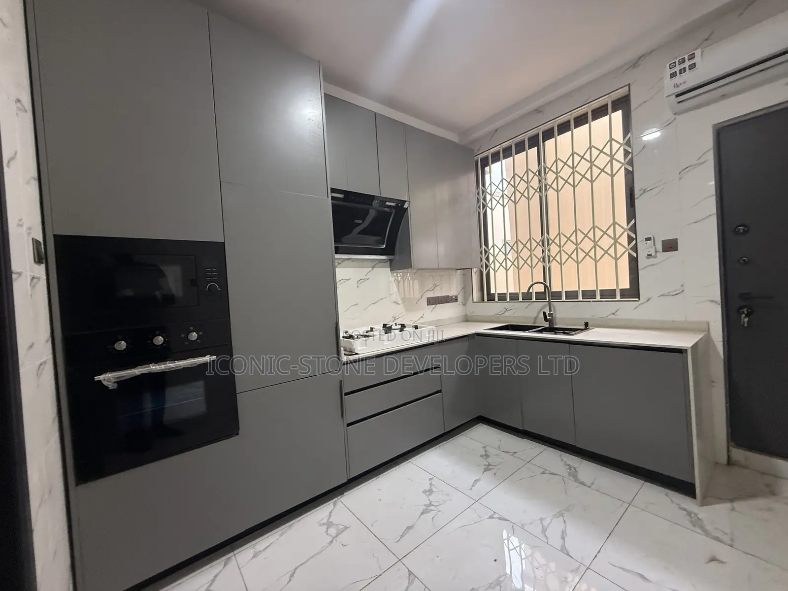 3bdrm Duplex in Pantang, Adenta for sale in Adenta