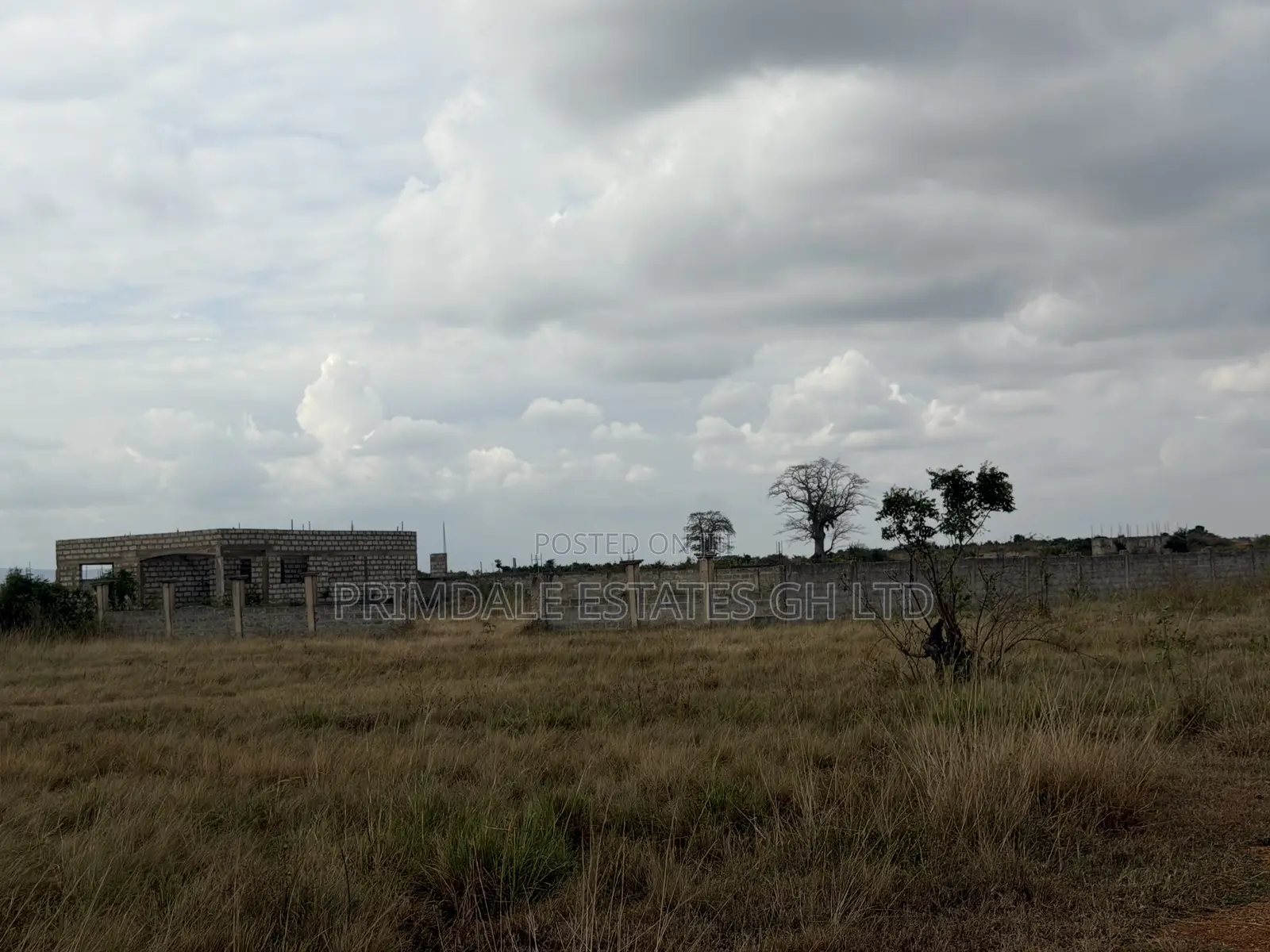 : Suitable for the Future (Afienya):  in Sakumono