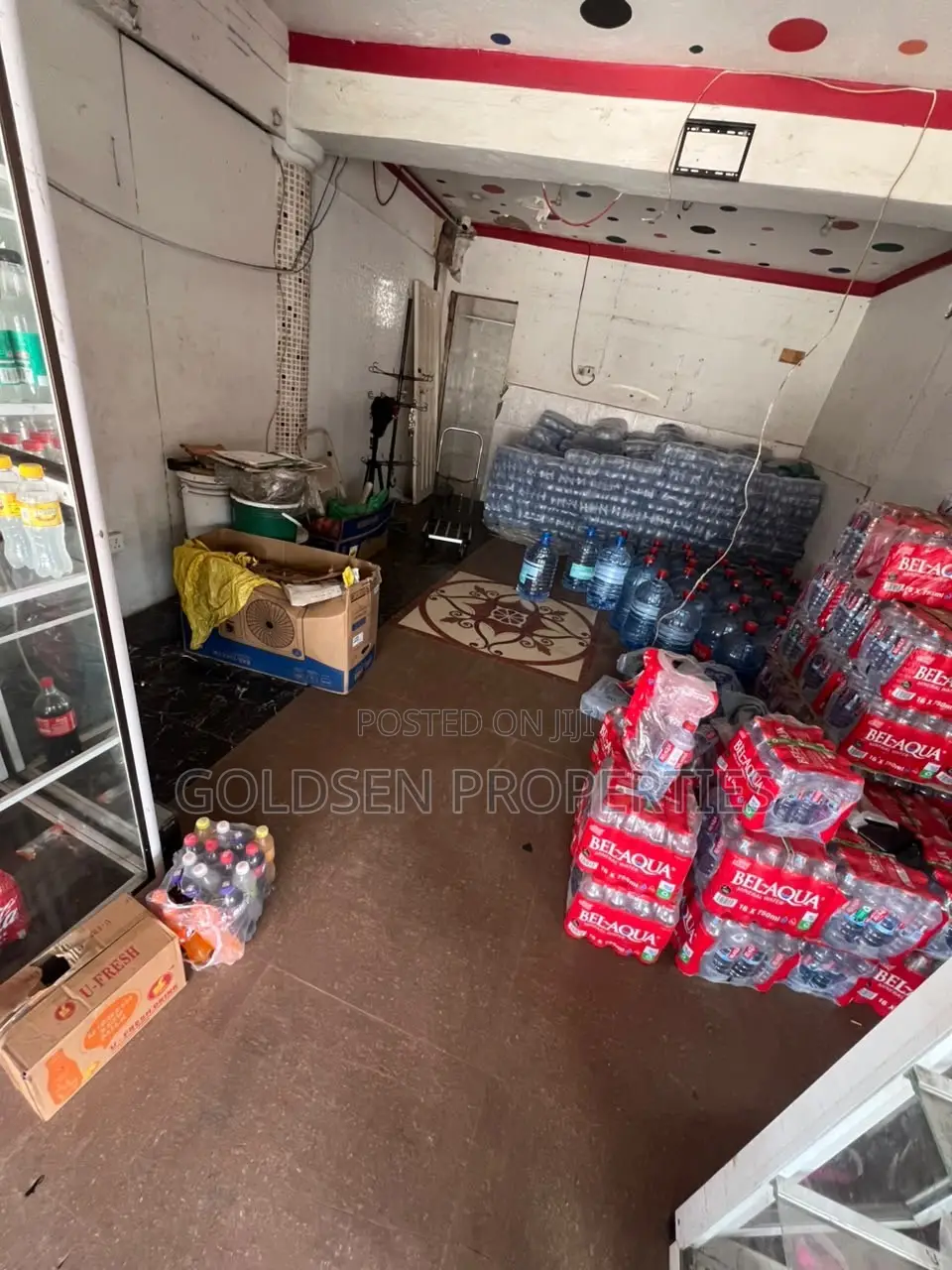 Shop for Rent in Neoplan