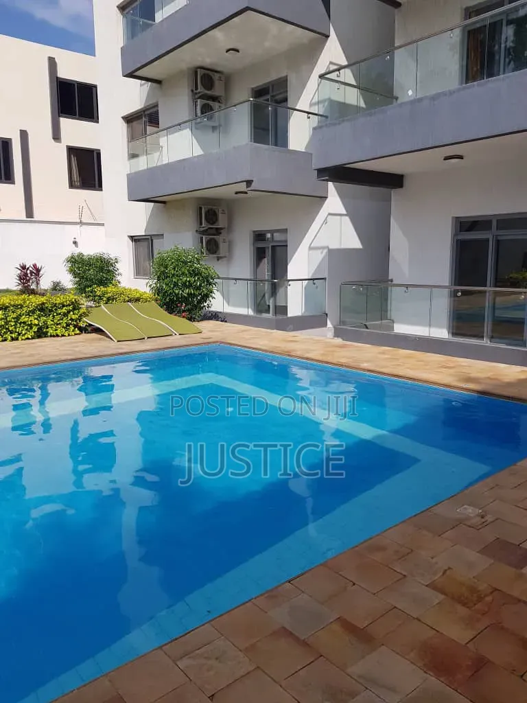 Furnished 3bdrm Apartment in Airport for sale in Airport Residential Area