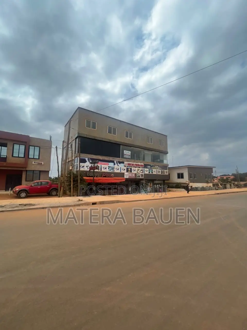 Fully Furnished Office Space With Reception Adenta in Frafraha