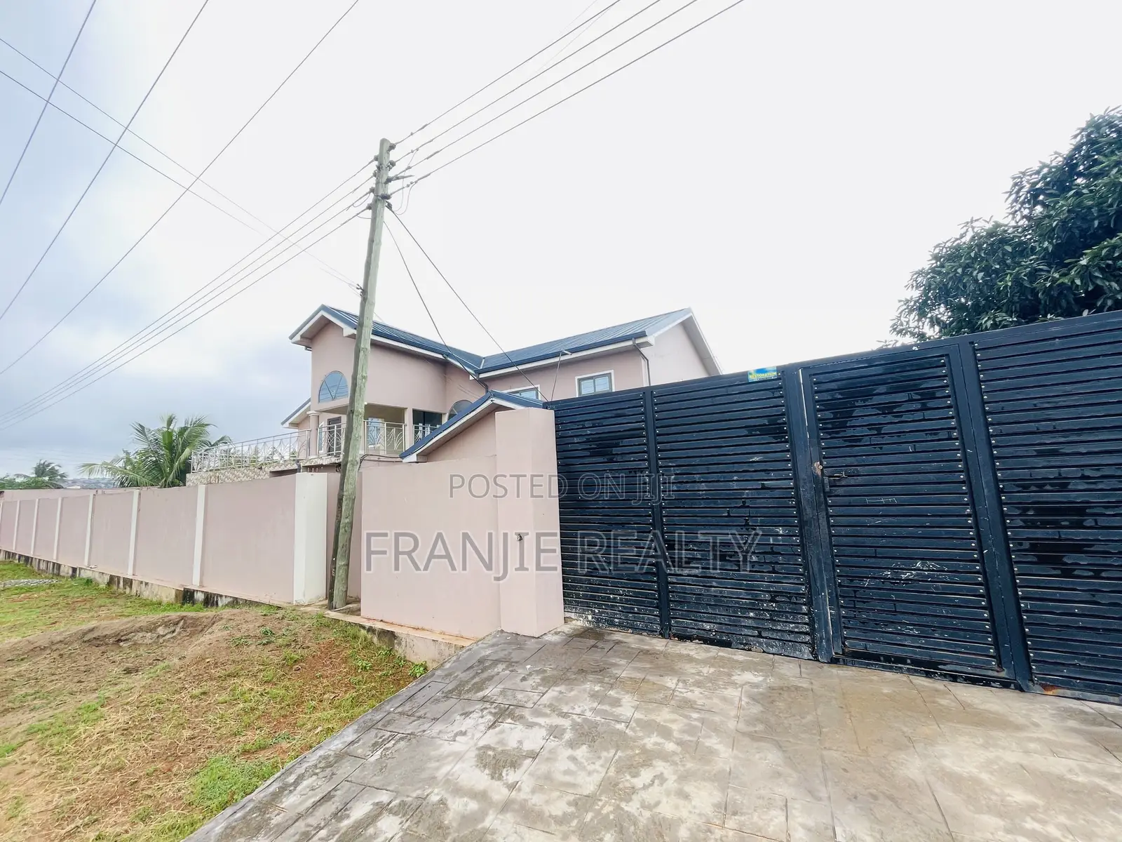 1bdrm Apartment in Franjie Realty, West Hills Mall Area for rent in West Hills Mall Area