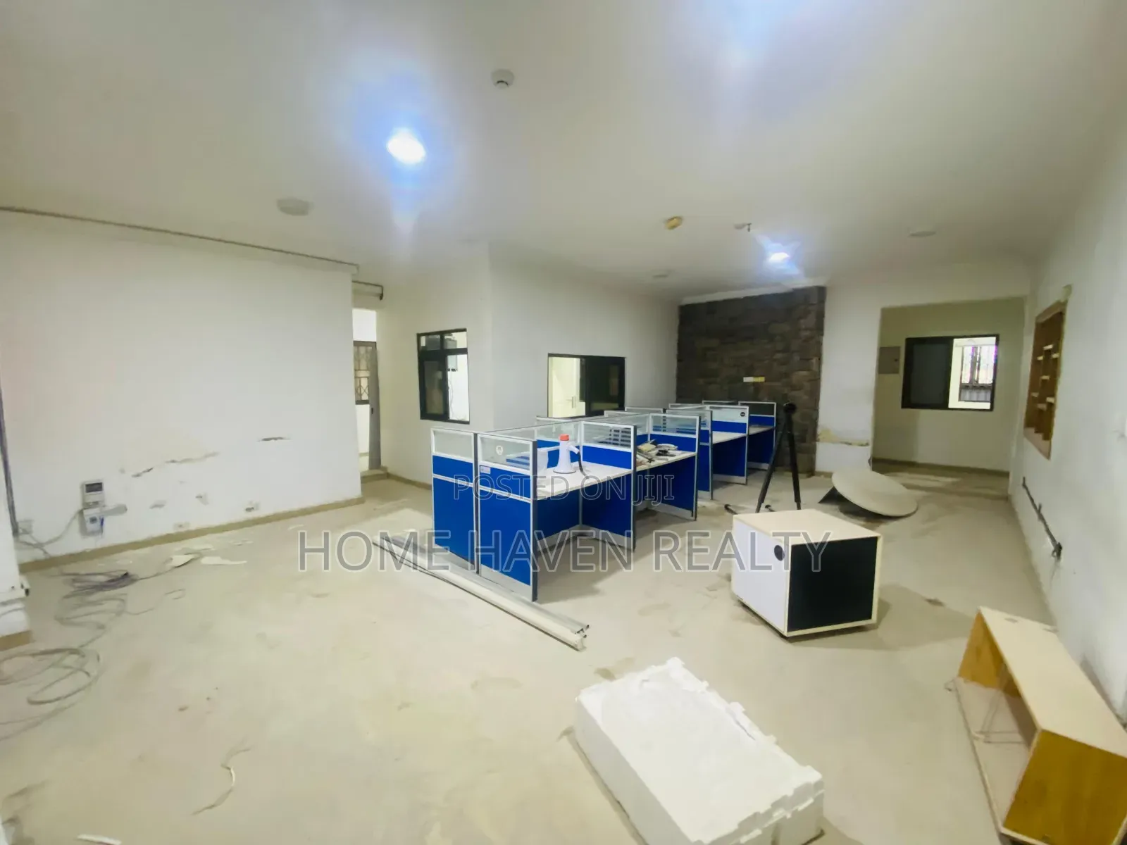 11bdrm House in Dzorwulu for rent in Dzorwulu