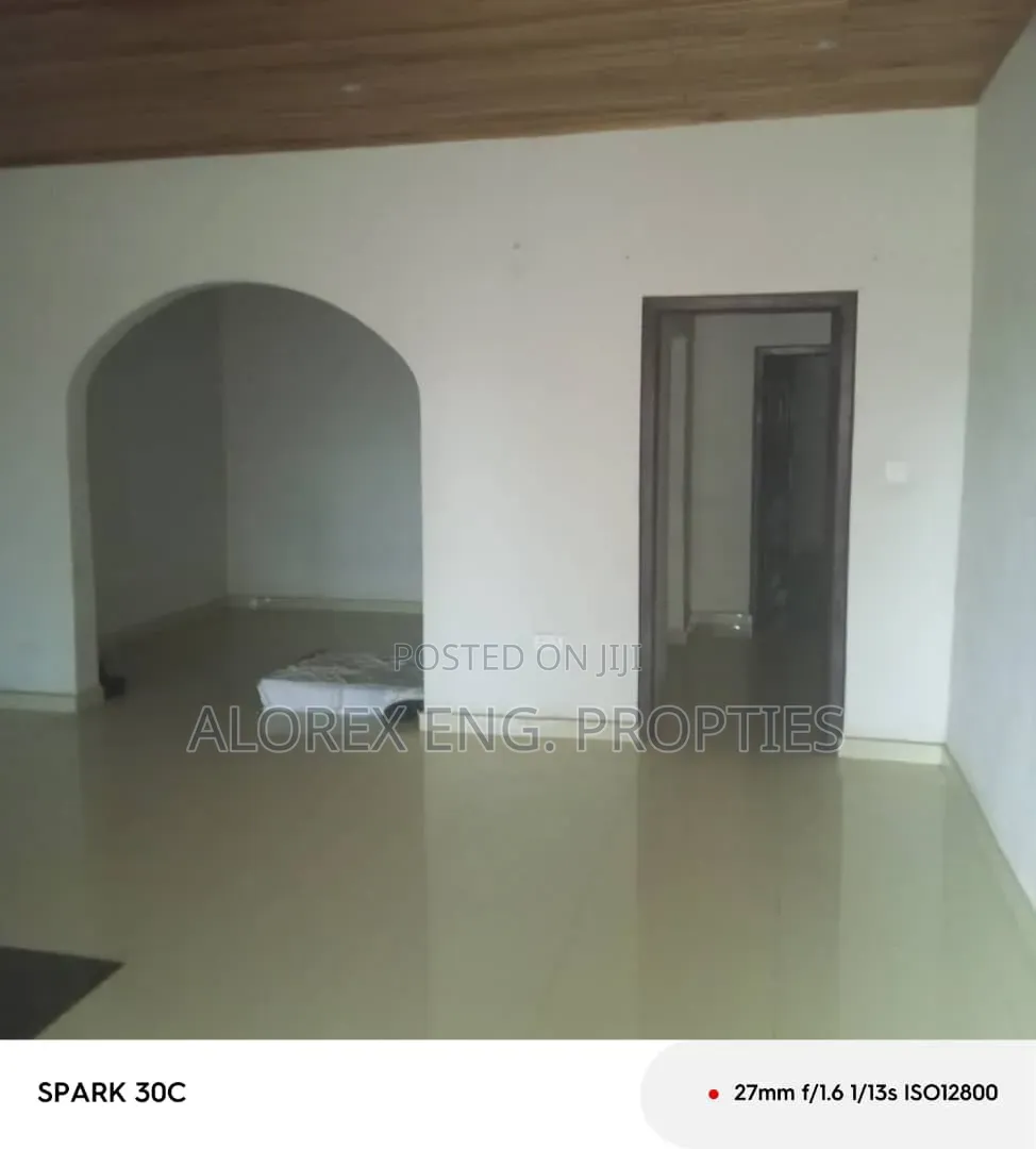 3bdrm House in Malejor Adenta for sale in Malejor