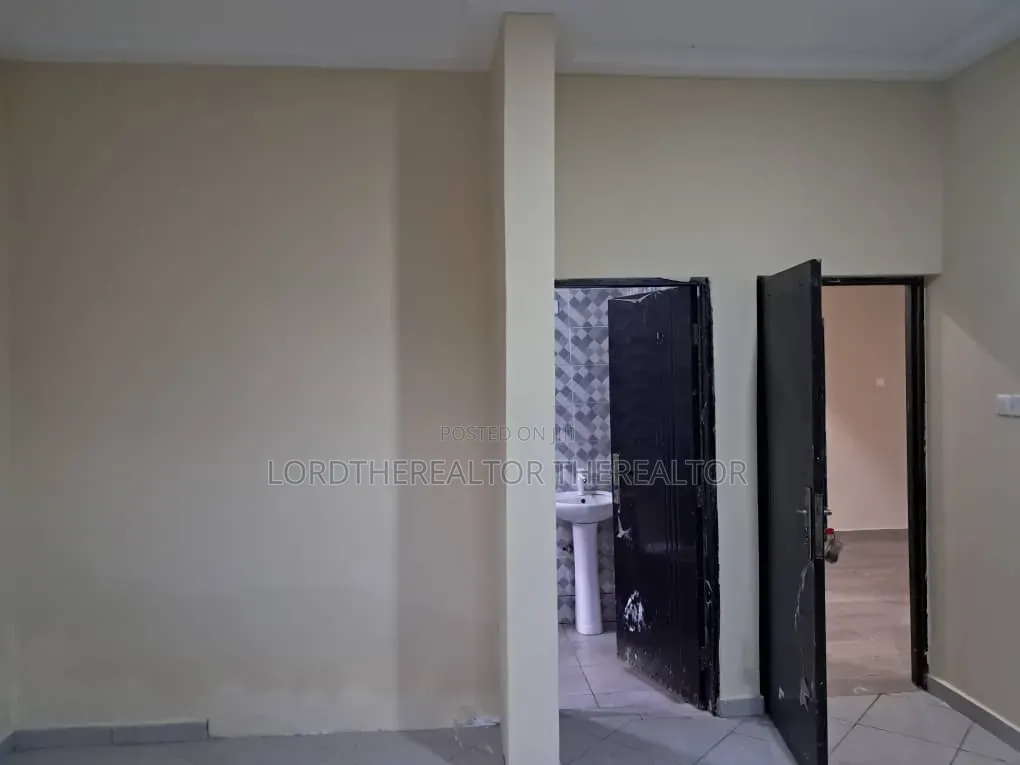 3bdrm Apartment in Ghana Flag for rent in Ghana Flag
