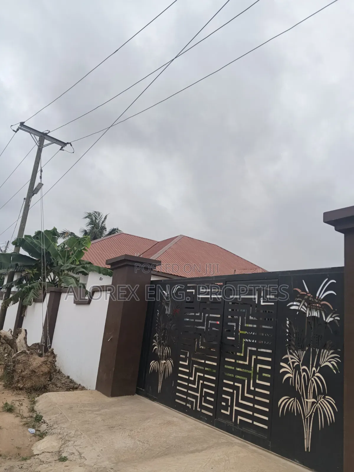3bdrm Condo in Oyarifa, Tipper, Owusu Ansah for rent in Owusu Ansah
