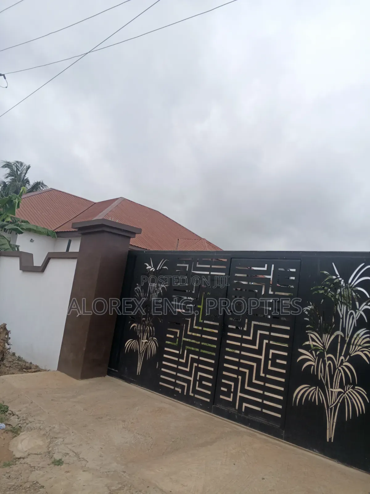 3bdrm Condo in Oyarifa, Tipper, Owusu Ansah for rent in Owusu Ansah
