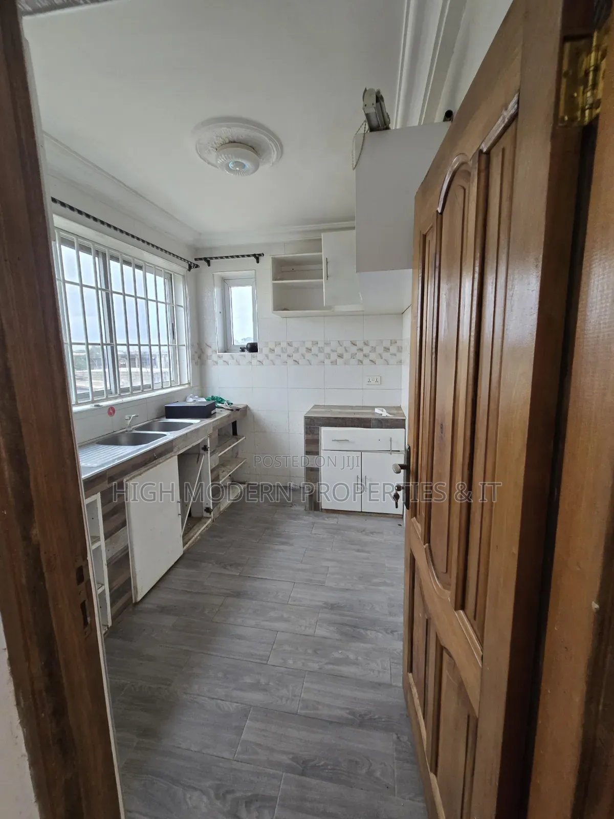2bdrm Apartment in Ford School, Tsui-Bleoo for rent in Tsui-Bleoo