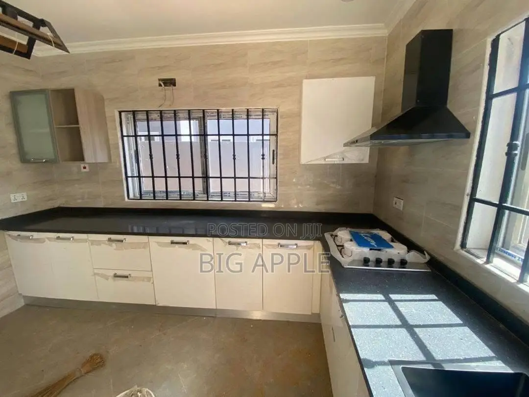 4bdrm House in Botwe for rent in Ashaley Botwe