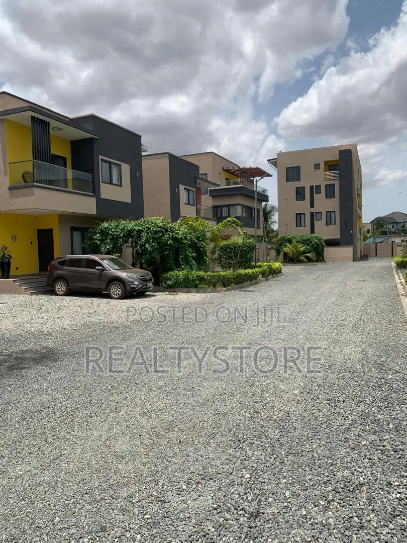 2bdrm Duplex in Cozy Home, Abokobi for sale in Abokobi