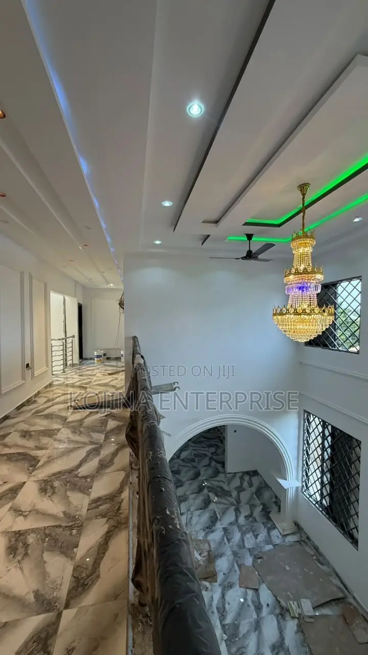 5bdrm Townhouse/Terrace in Brofoyedru, Kumasi Metropolitan for sale in Kumasi Metropolitan