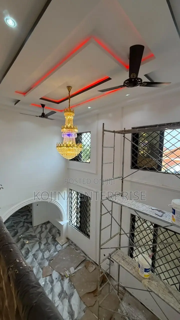 5bdrm Townhouse/Terrace in Brofoyedru, Kumasi Metropolitan for sale in Kumasi Metropolitan