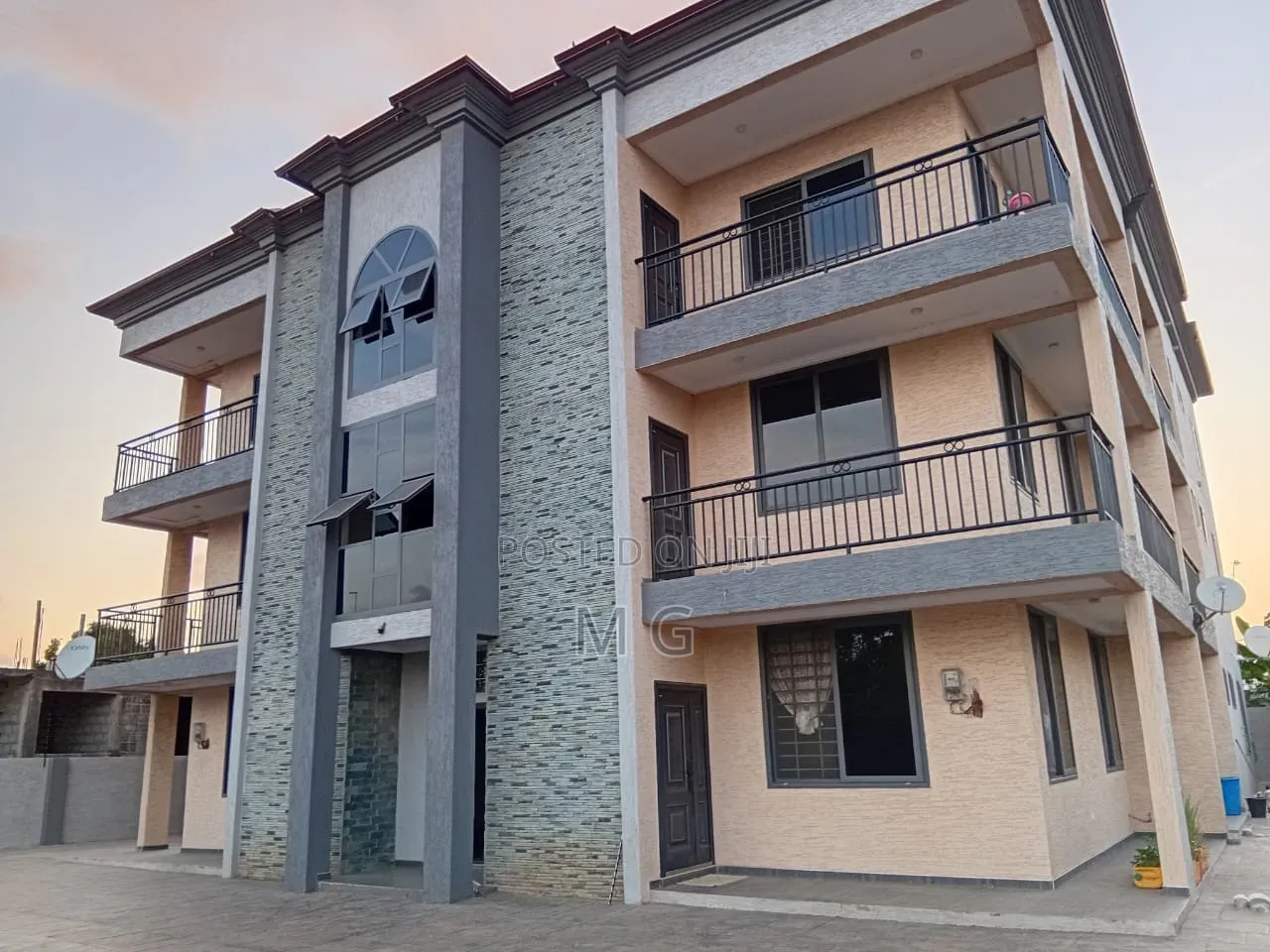 2bdrm Apartment in Tdc Housing Estate, Tema Metropolitan for rent in Tema Metropolitan