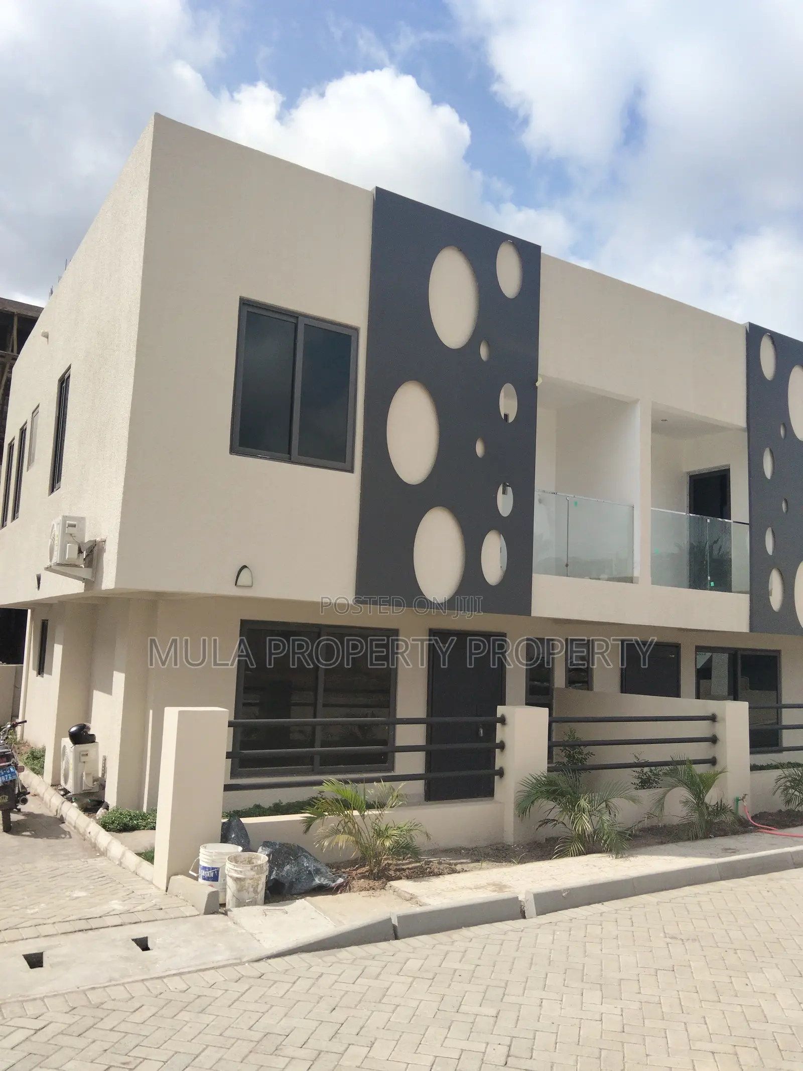 2bdrm House in Mula Property, CFC Estates for sale in CFC Estates