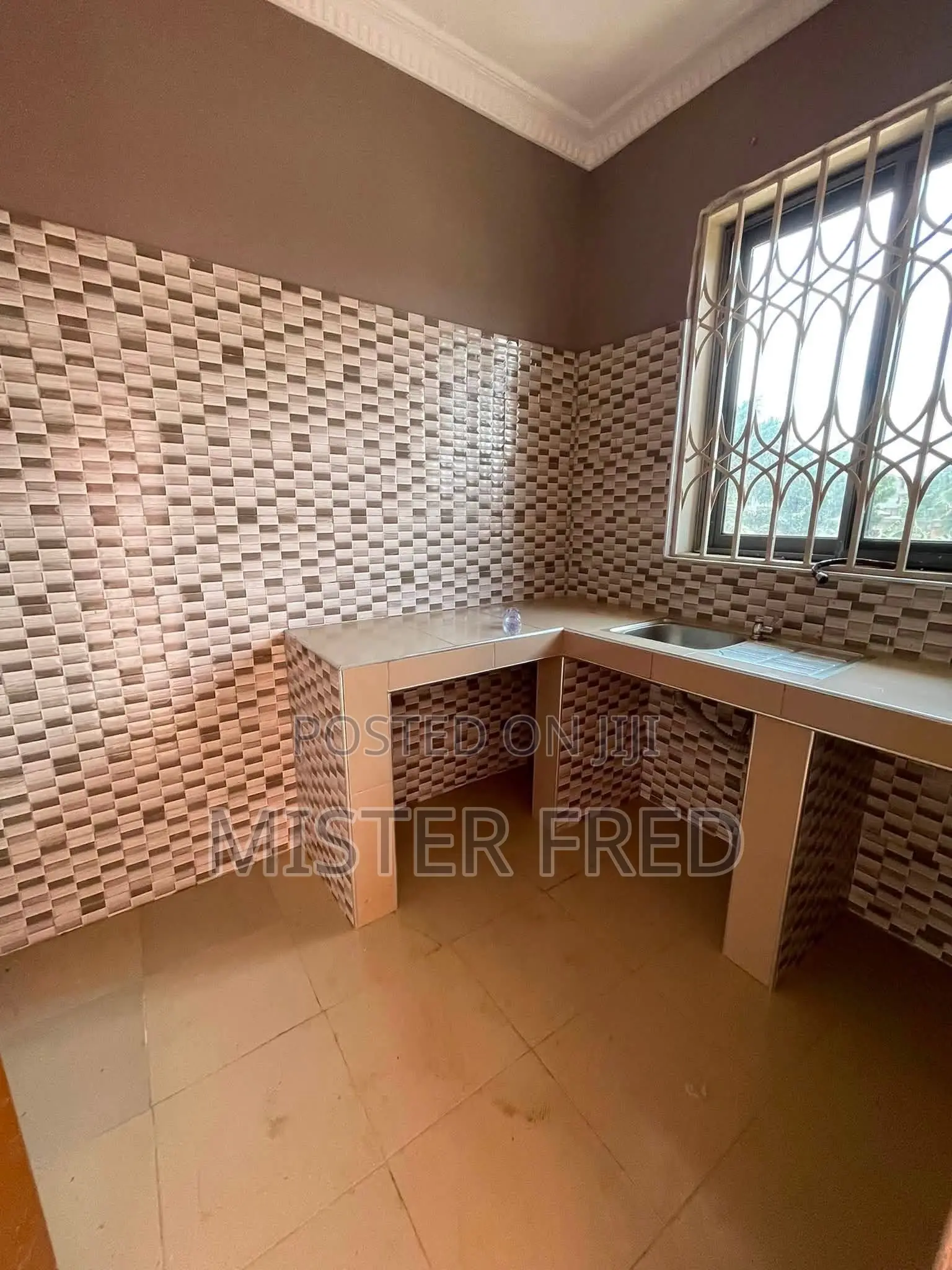 1bdrm Apartment in Broadcasting, Weija for rent in Weija