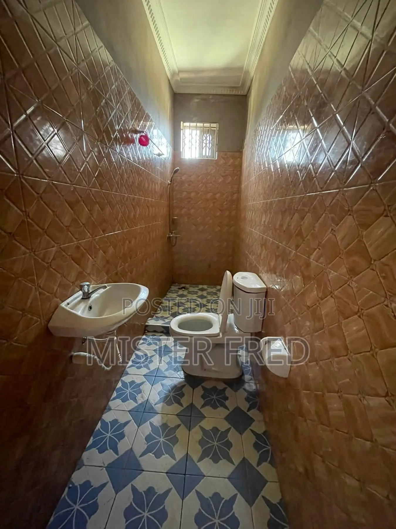 1bdrm Apartment in Broadcasting, Weija for rent in Weija