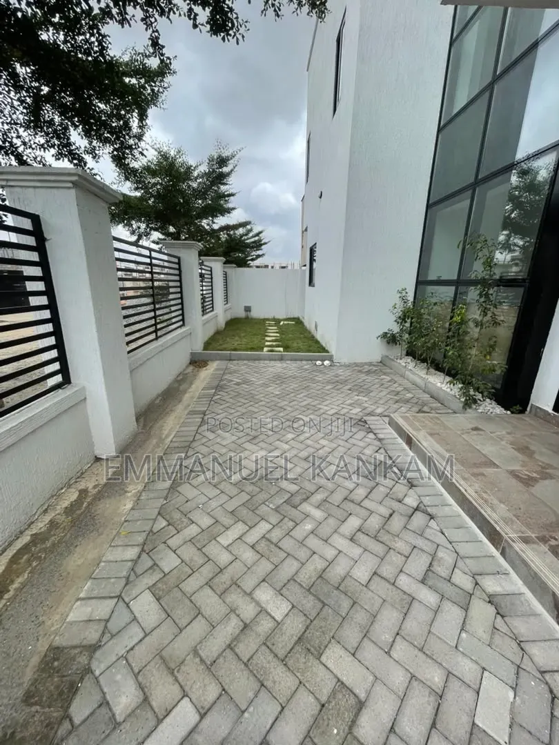 4bdrm House in Manet Court for rent in Manet Court