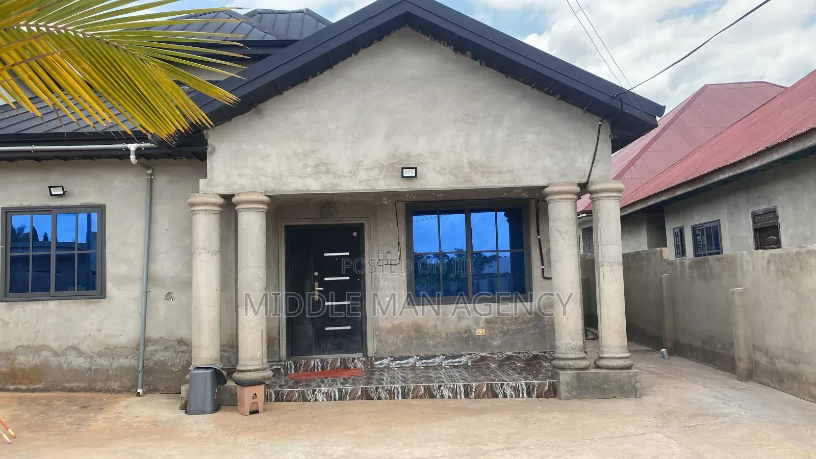Furnished 4bdrm Apartment in Middle Man Agency, Kumasi Metropolitan in Kumasi Metropolitan
