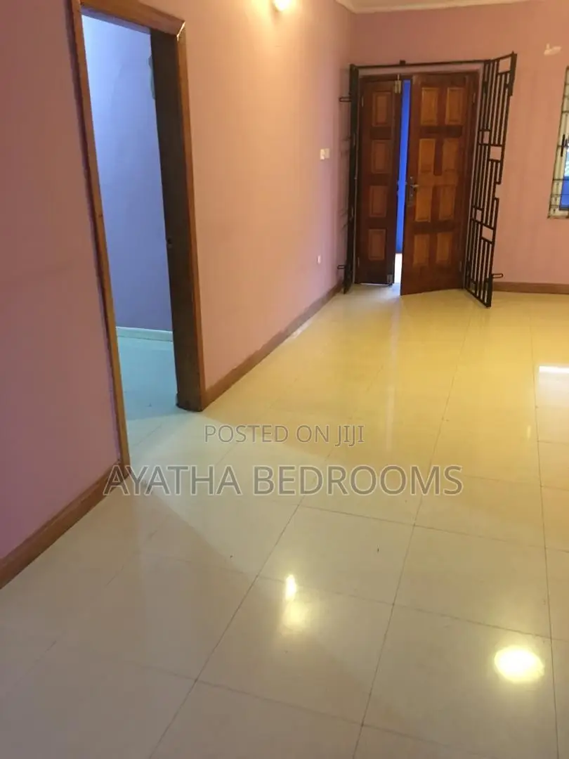 3bdrm House in Modern Properties, Sakumono for rent in Sakumono