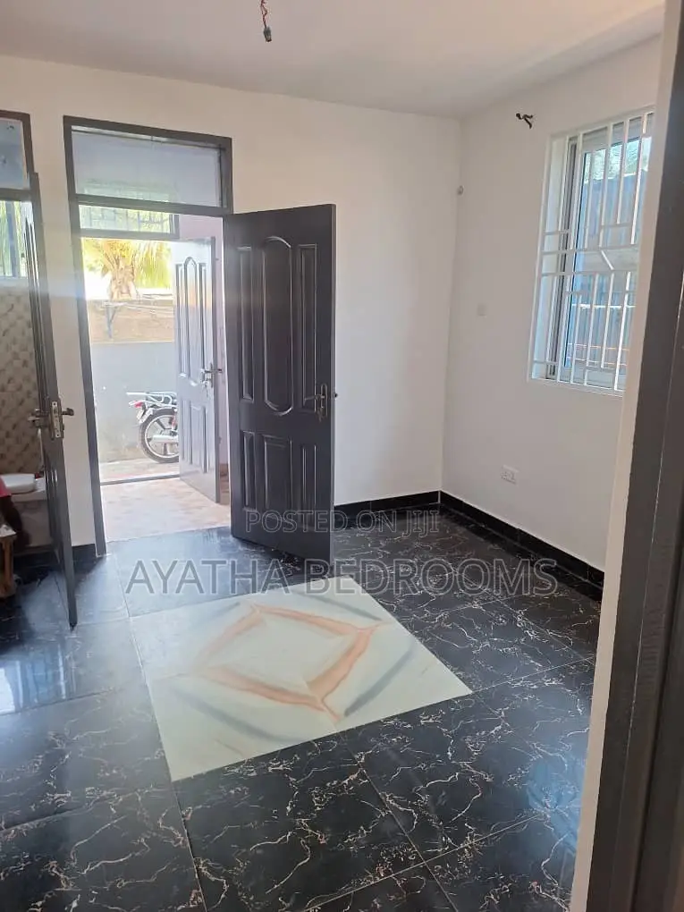 1bdrm Apartment in Modern Properties, Teshie for rent in Teshie
