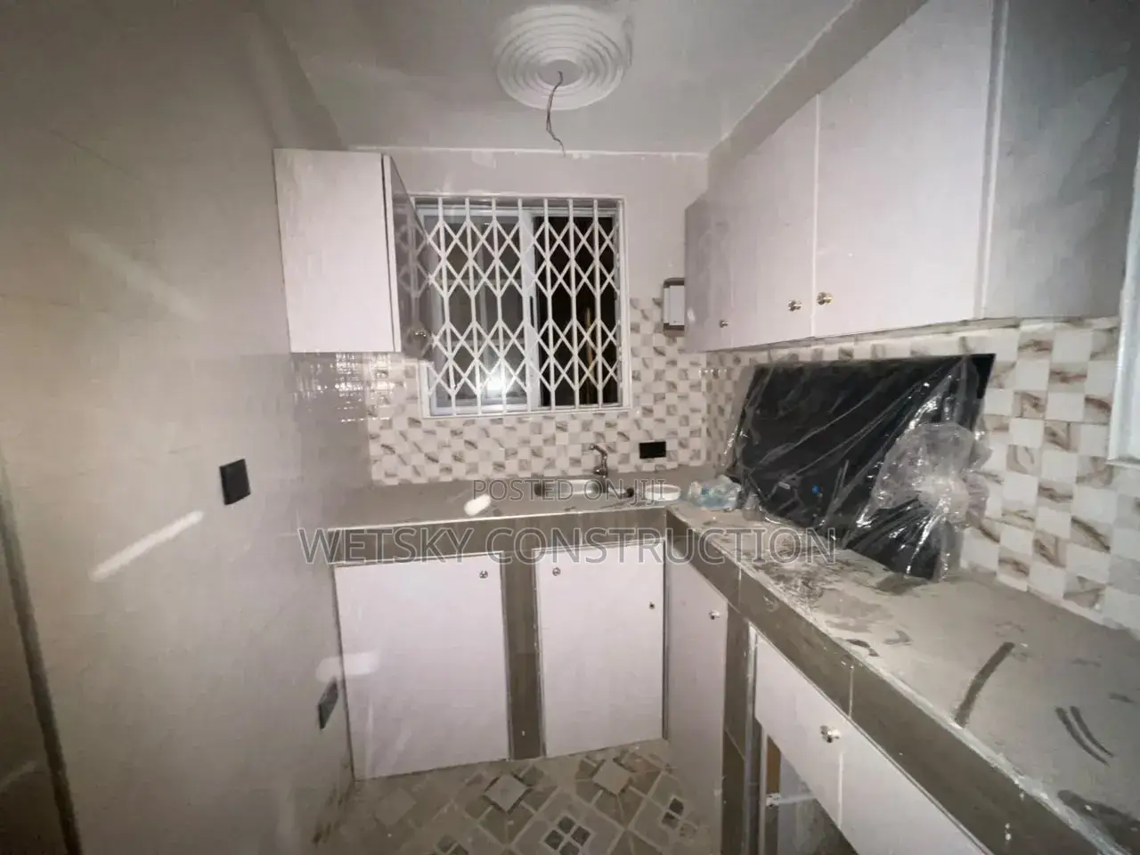 1bdrm Apartment in Deeper Life, Market for rent in Market