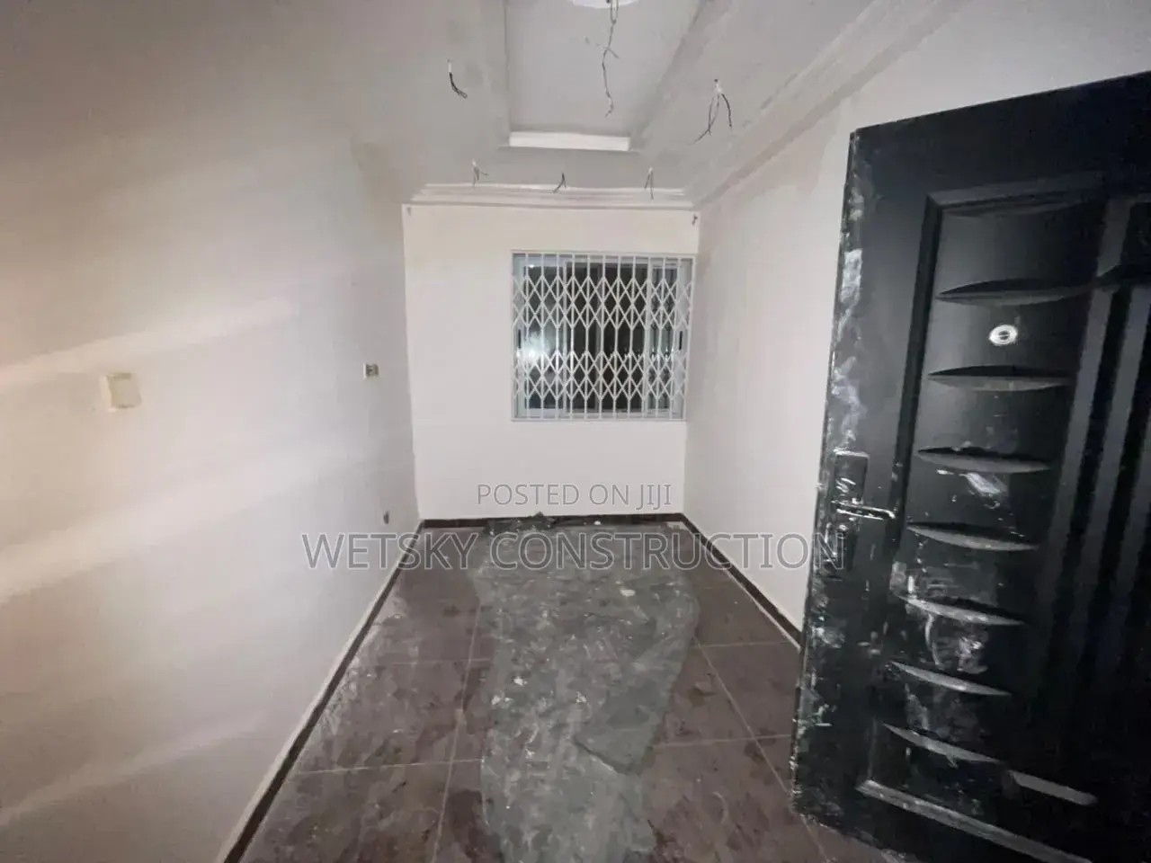 1bdrm Apartment in Deeper Life, Market for rent in Market
