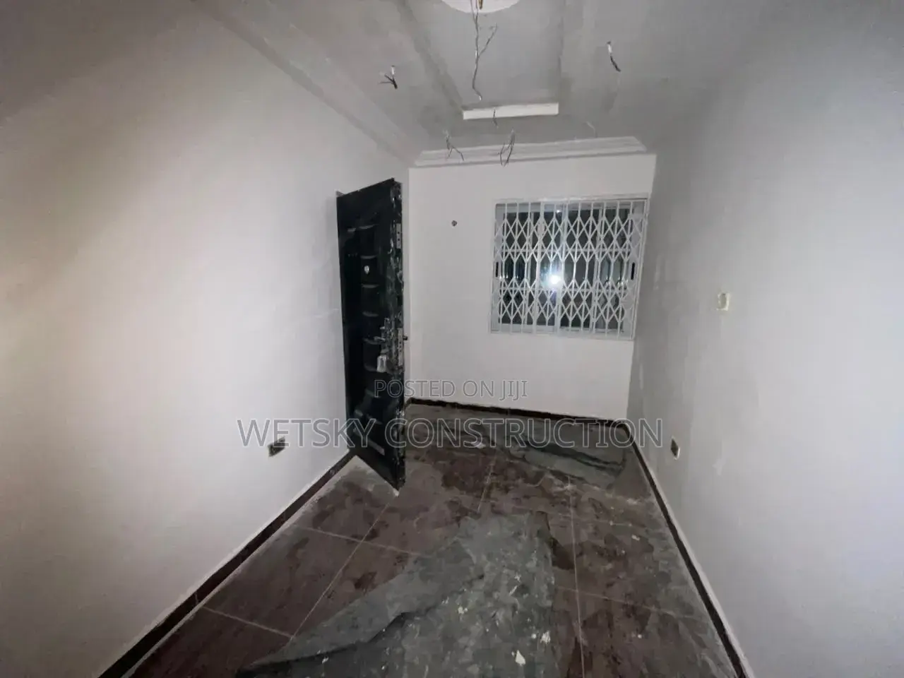 1bdrm Apartment in Deeper Life, Market for rent in Market