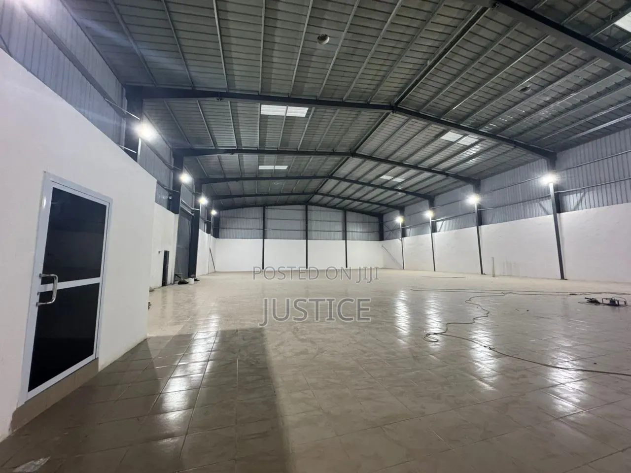 1300 Square Meter Warehouse Kisseman in Christian Village