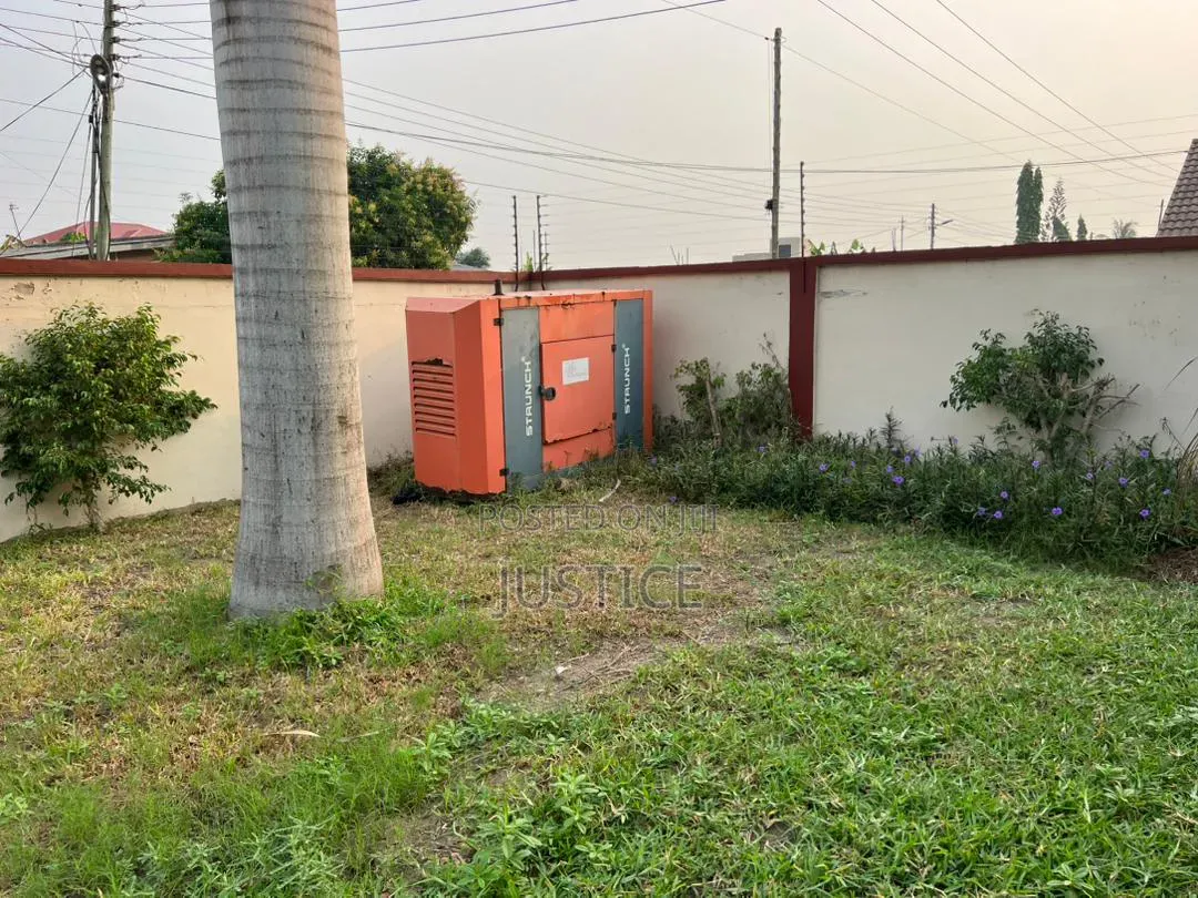 5bdrm Mansion in Scc Weija, West Hills Mall Area for sale in West Hills Mall Area