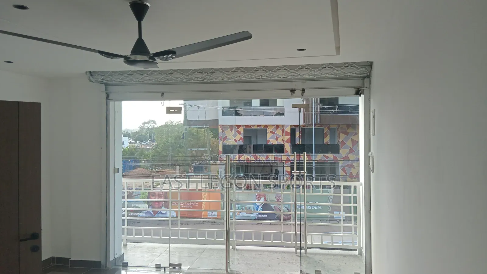 Shop Office Room Flats With Solar Power AC 65 Sqre Metres East Legon in Boundary Road Area