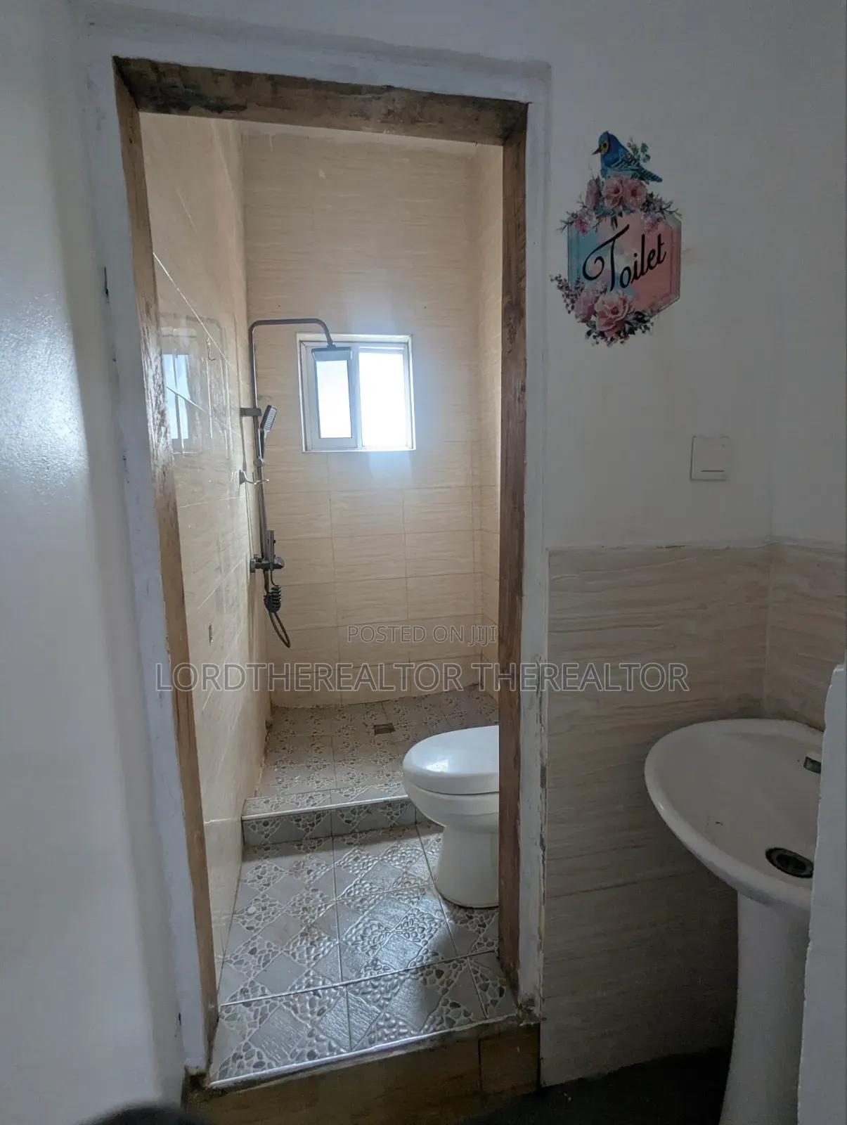 2bdrm Apartment in Pokuase for rent in Pokuase