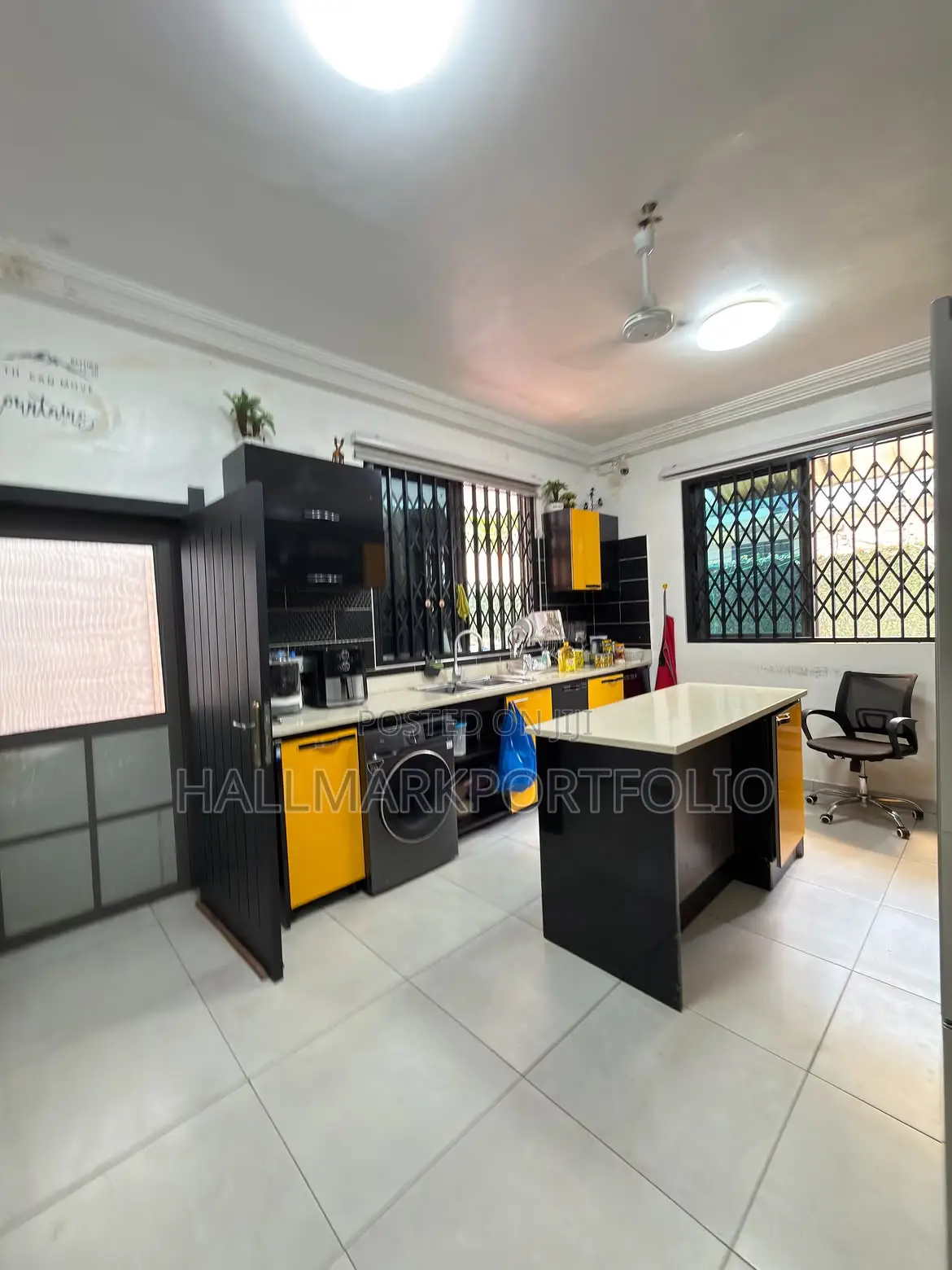 4bdrm House in North Legon for sale in North Legon