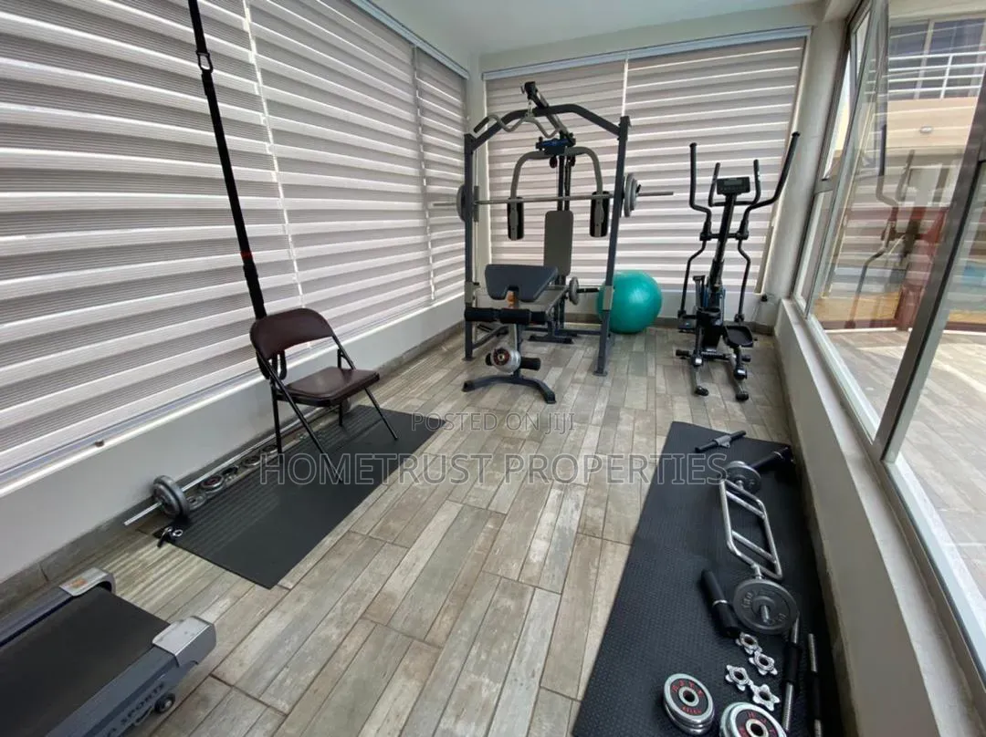 4bdrm Duplex in Airport Residential for sale in Airport Residential Area
