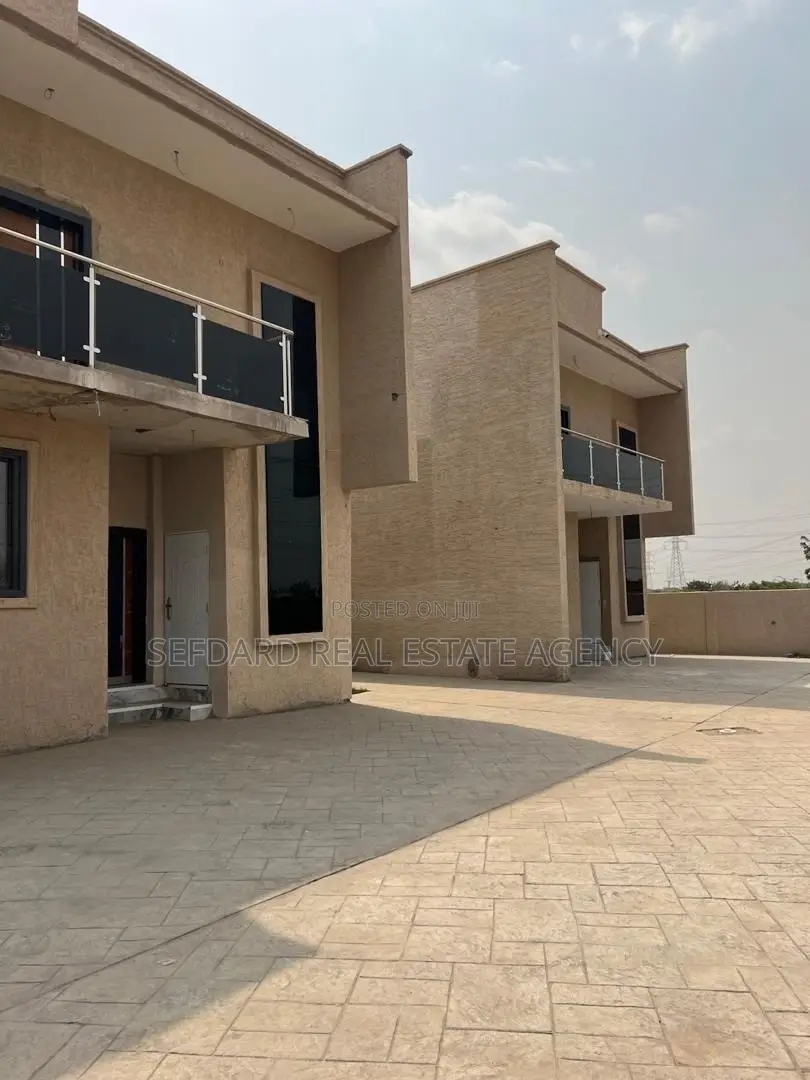 4bdrm House in Sefdard Properties, Ashaley Botwe for sale in Ashaley Botwe
