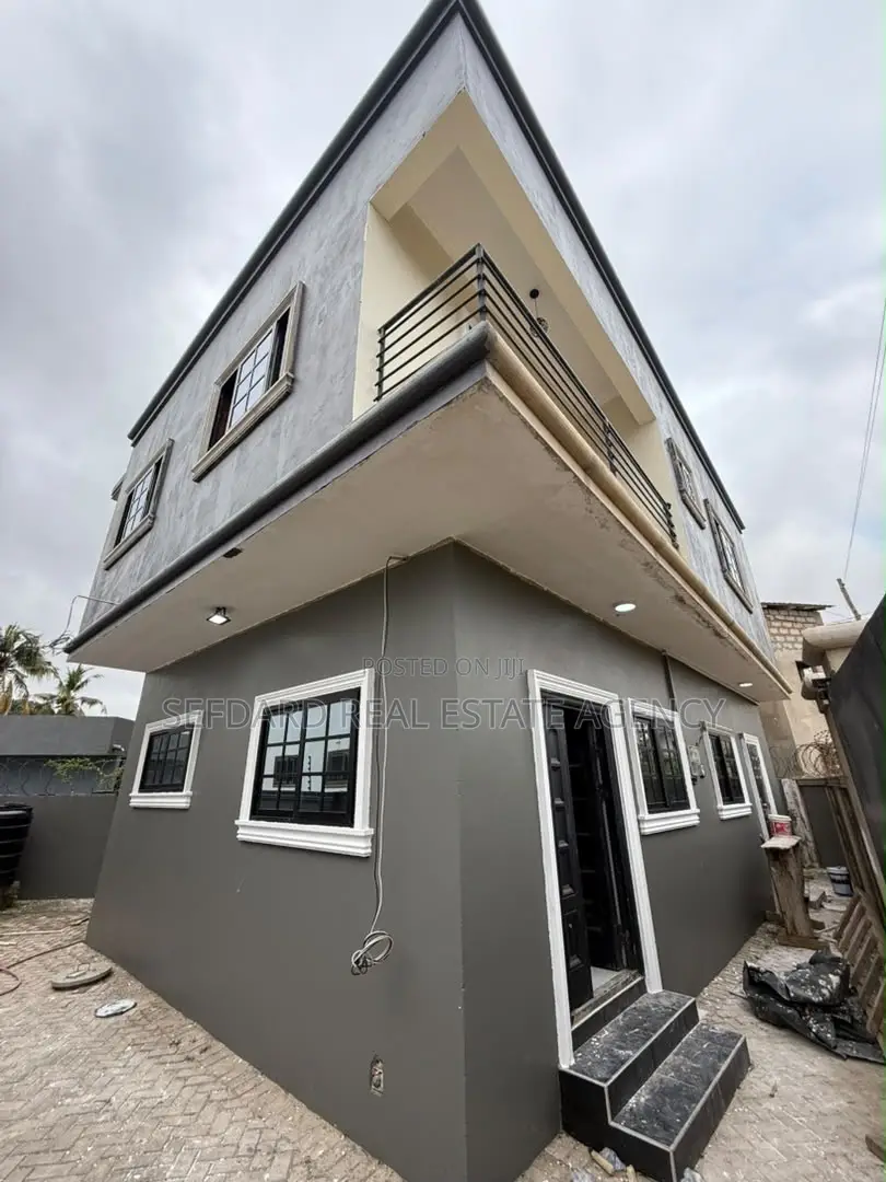 2bdrm House in Sefdard Properties, Awoshie for sale in Awoshie