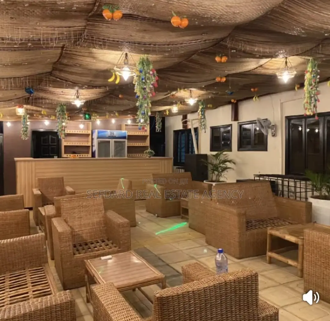 10-Bedroom Guesthouse for Sale – Macarthy Hill in MacCharty Hills